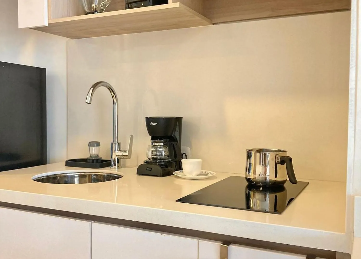Apartment Cb1242 Crespo Suite Frente Aeropuerto Vista-Lago Cartagena