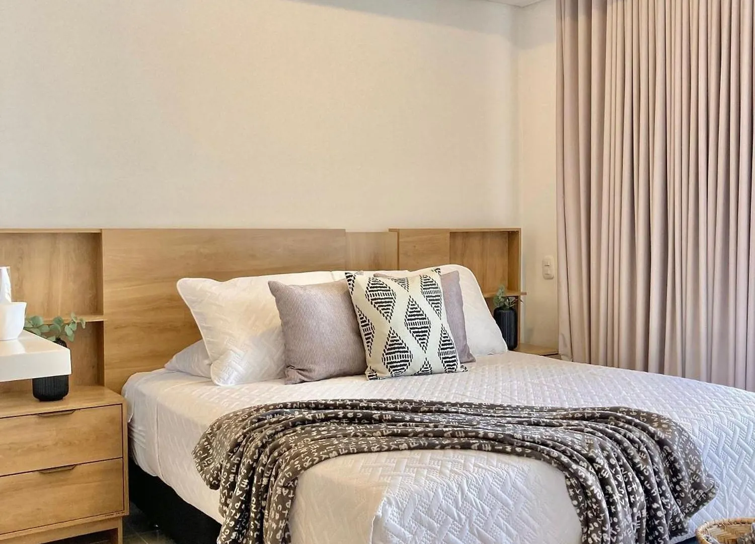 Apartment Cb1242 Crespo Suite Frente Aeropuerto Vista-Lago Cartagena