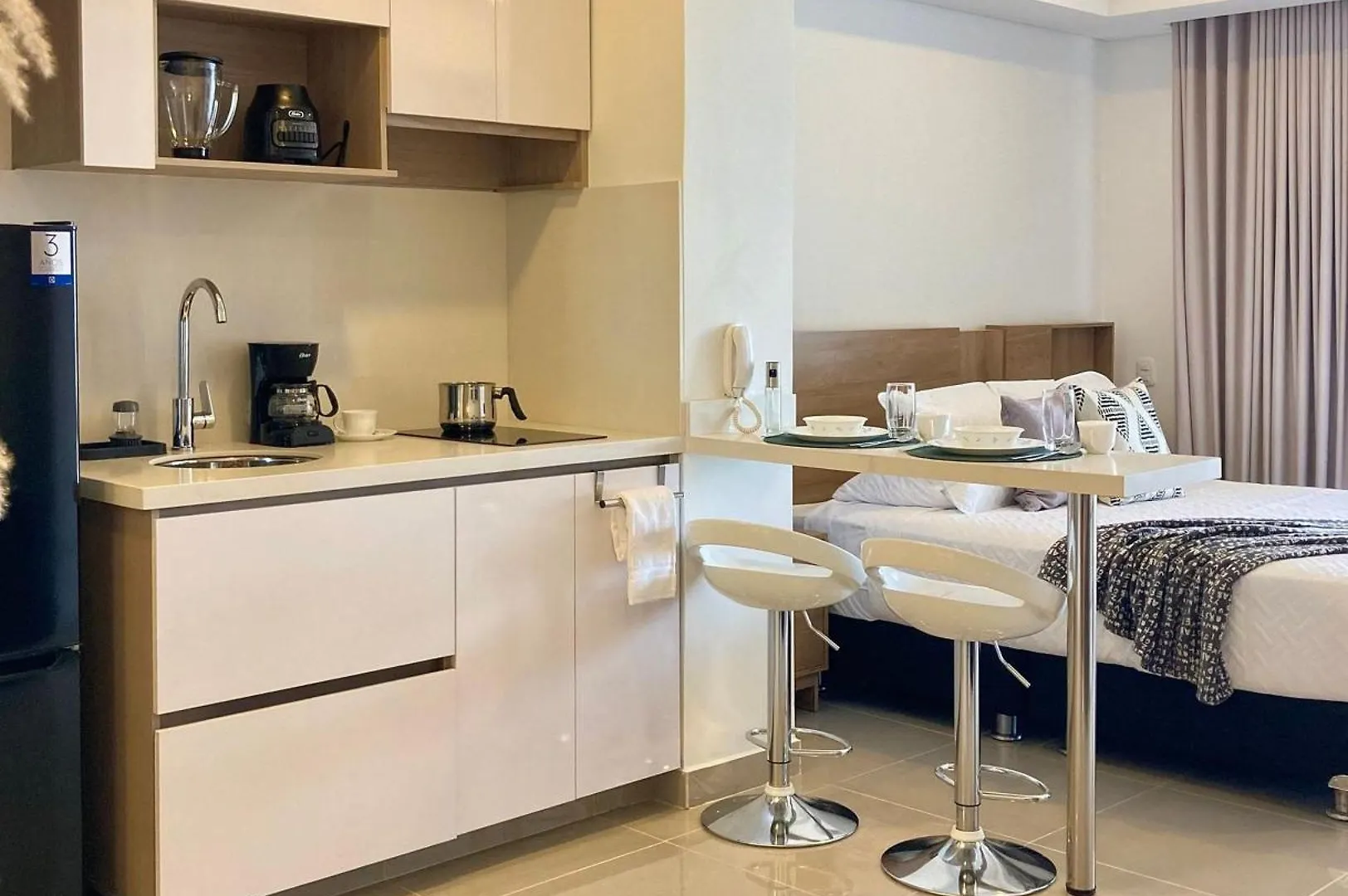 Apartment Cb1242 Crespo Suite Frente Aeropuerto Vista-Lago Cartagena