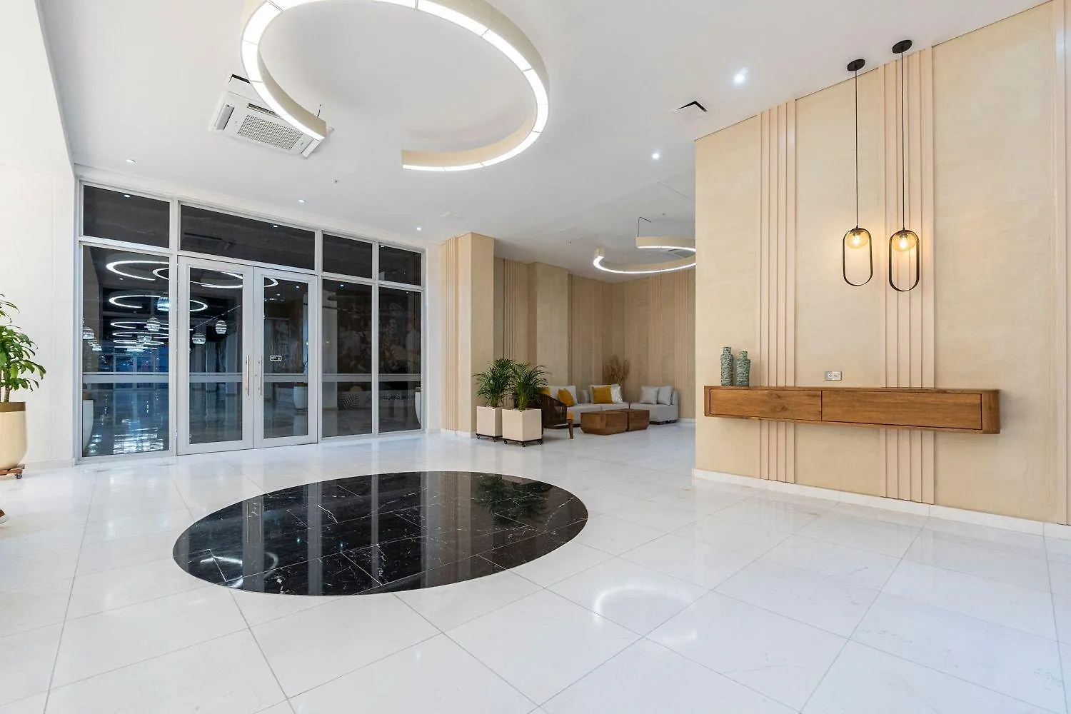 Cb1242 Crespo Suite Frente Aeropuerto Vista-Lago Cartagena Apartment