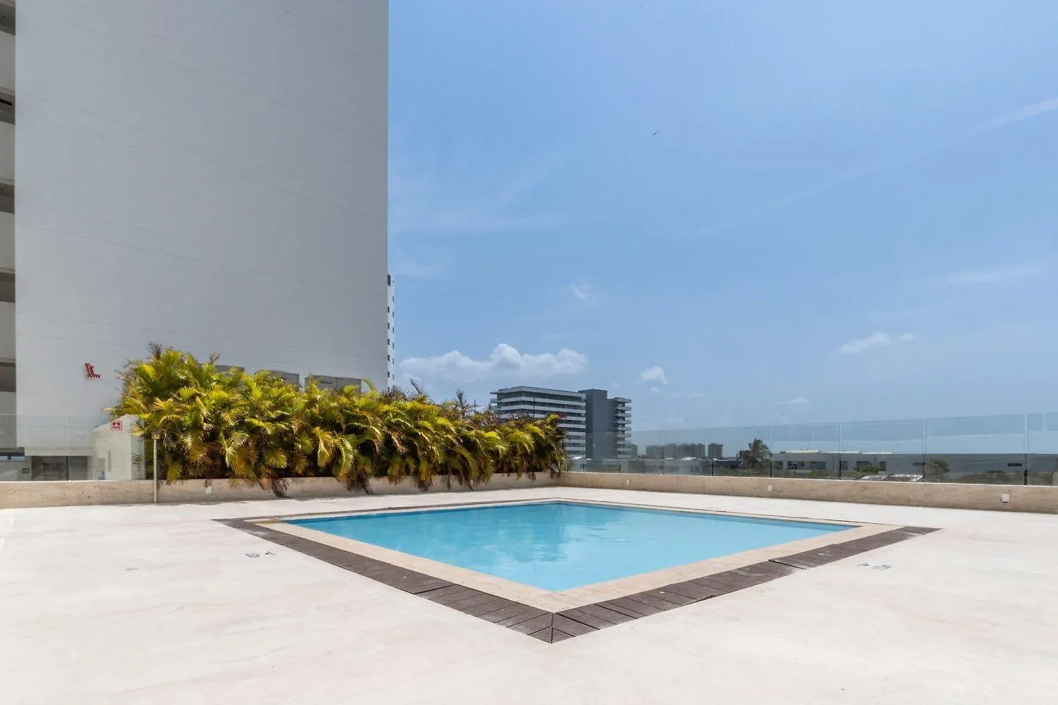 Apartment Cb1242 Crespo Suite Frente Aeropuerto Vista-Lago Cartagena Colombia